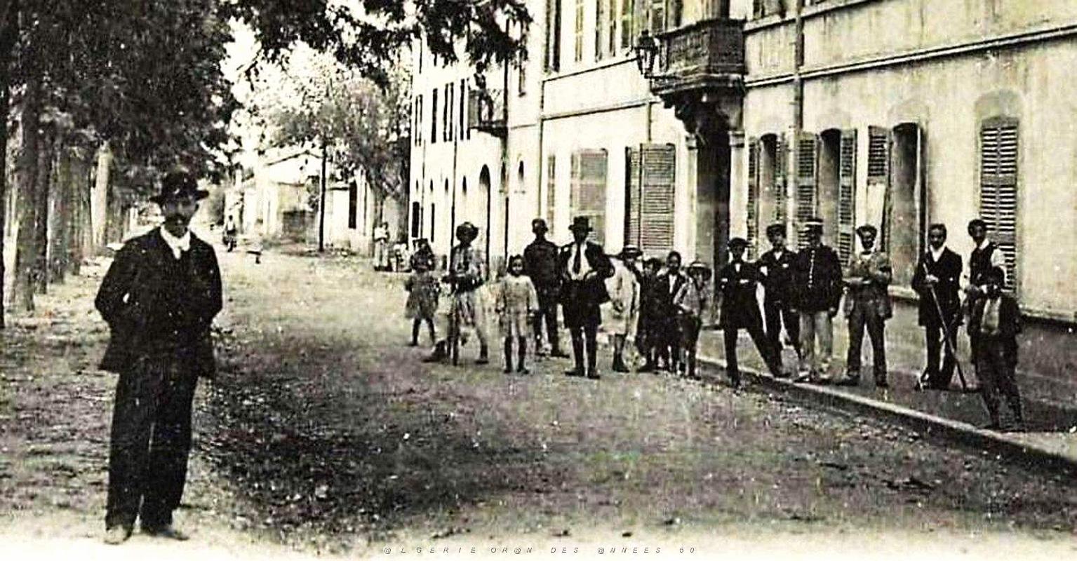 927- Boufarik - La Gendarmerie2.jpg